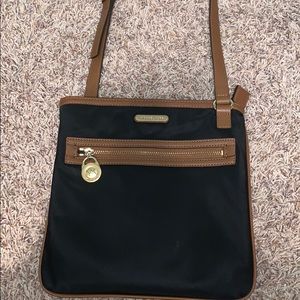 Michael Kors Crossbody purse